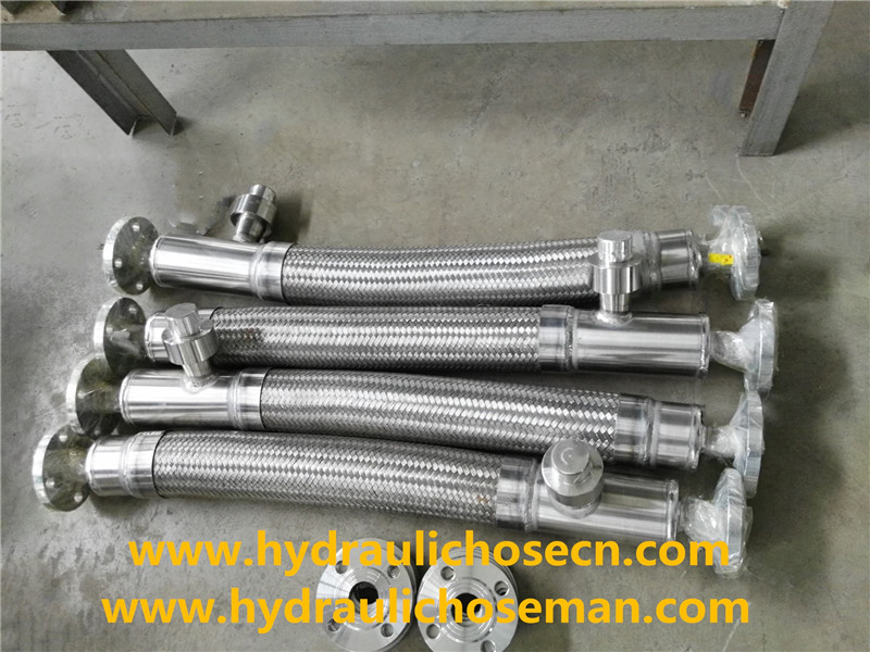 Vacuum insulate stainless steel hose